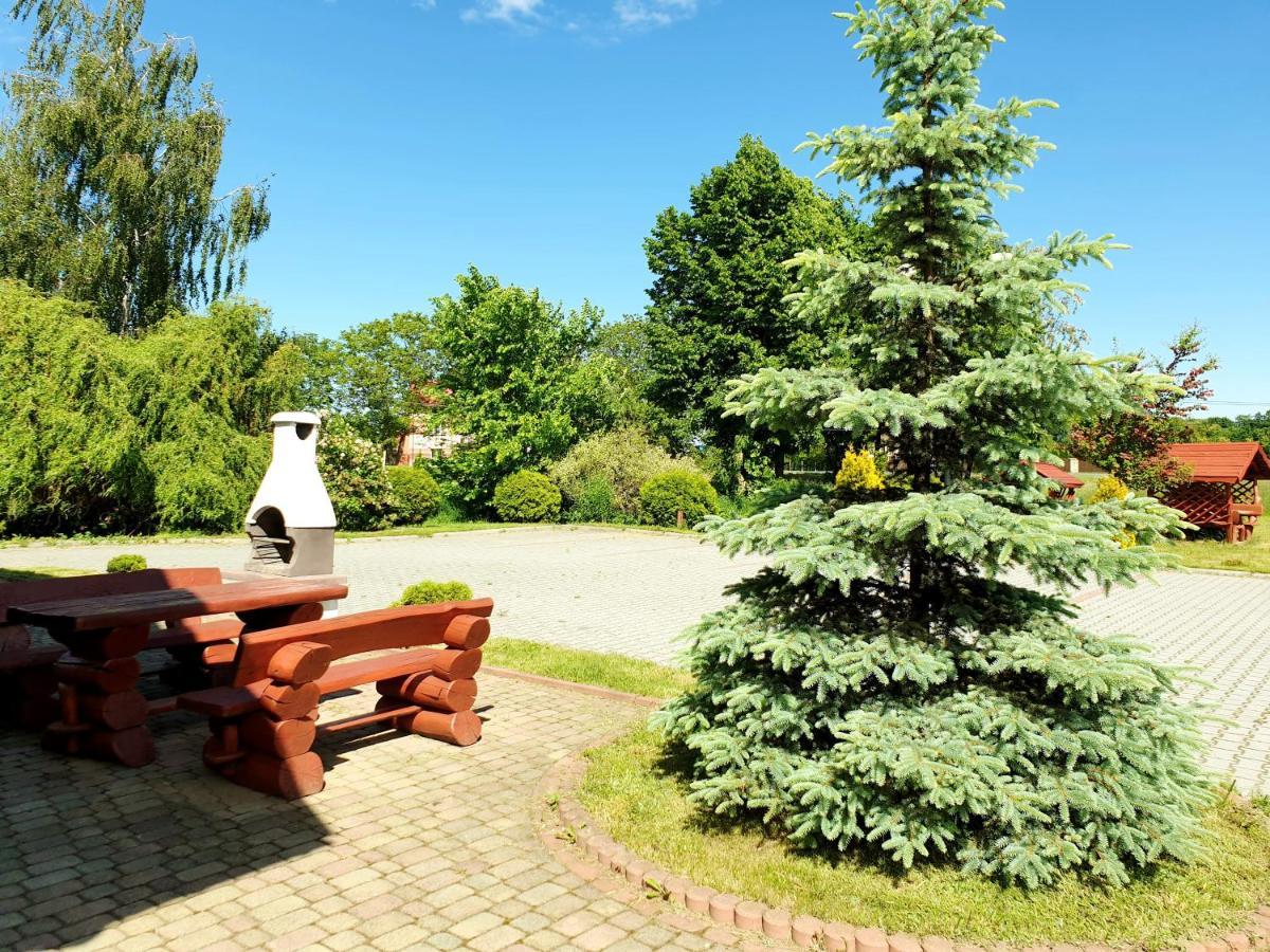 Willa Park Ostrowiec Świętokrzyski Εξωτερικό φωτογραφία