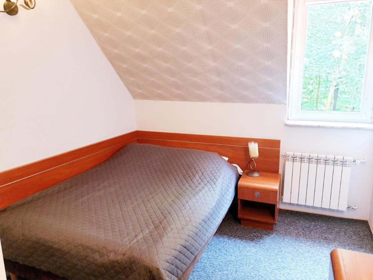 Willa Park Ostrowiec Świętokrzyski Εξωτερικό φωτογραφία