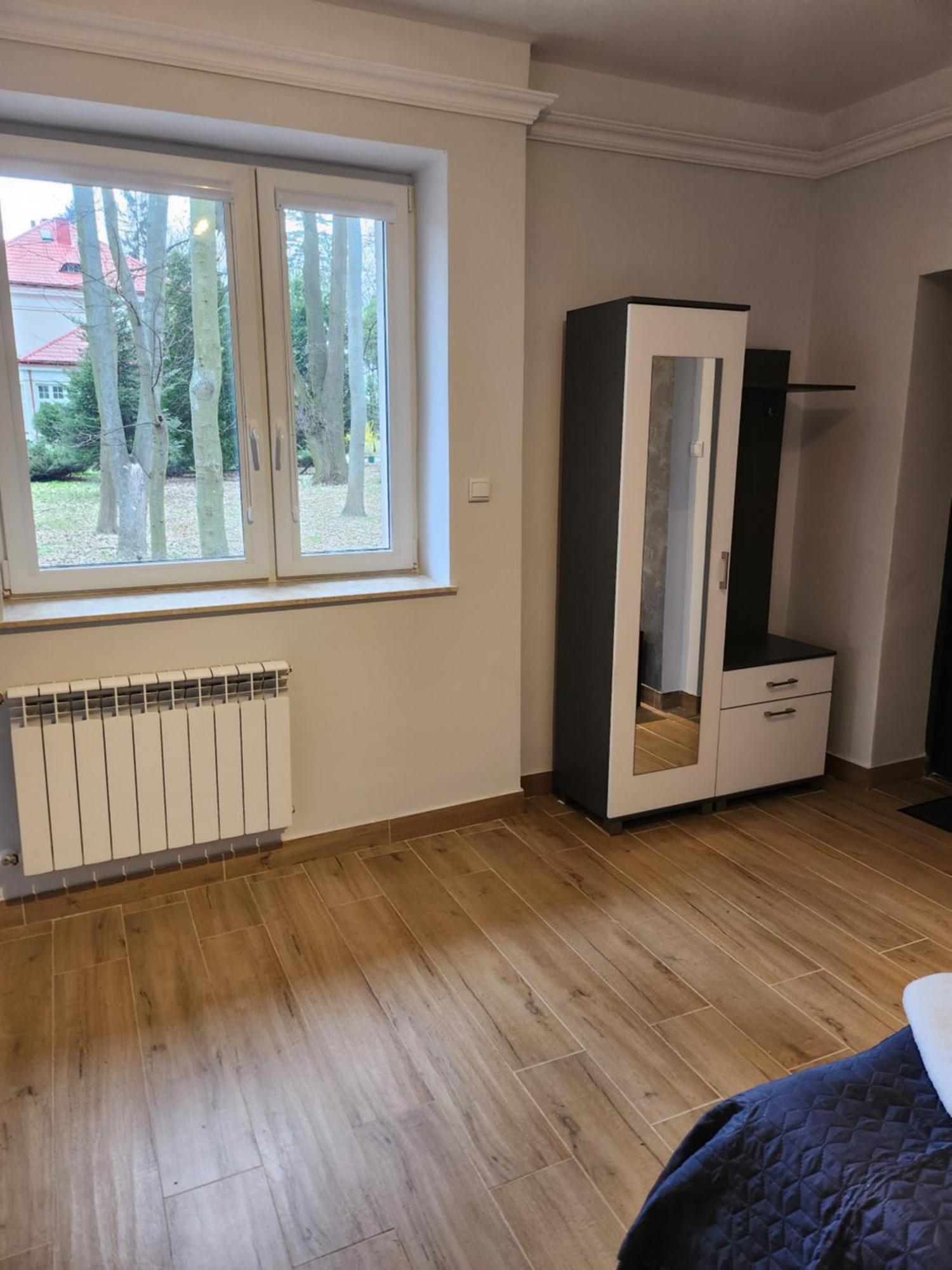 Willa Park Ostrowiec Świętokrzyski Εξωτερικό φωτογραφία