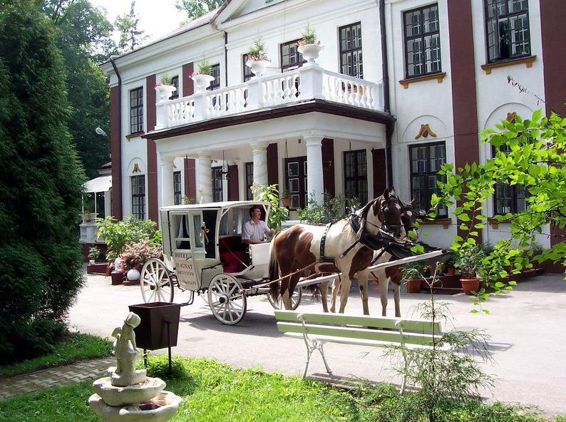 Willa Park Ostrowiec Świętokrzyski Εξωτερικό φωτογραφία